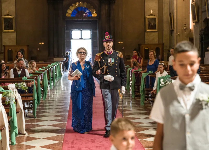 Giulia e Giovanni a Aquarium – la cerimonia in chiesa, foto 4