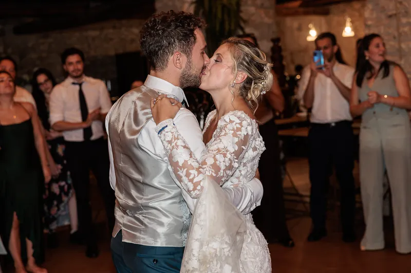 Rossella e Massimo a Carlo Magno – torta, bouquet e festa, foto 9