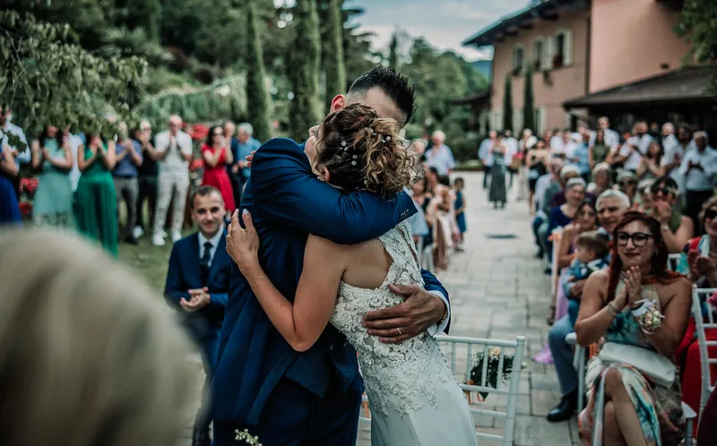 Luca e Ilaria a Casa Mascagni – la cerimonia in giardino, foto 13