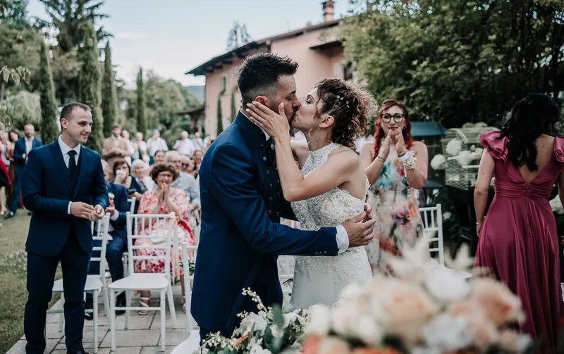 Luca e Ilaria a Casa Mascagni – la cerimonia in giardino, foto 16