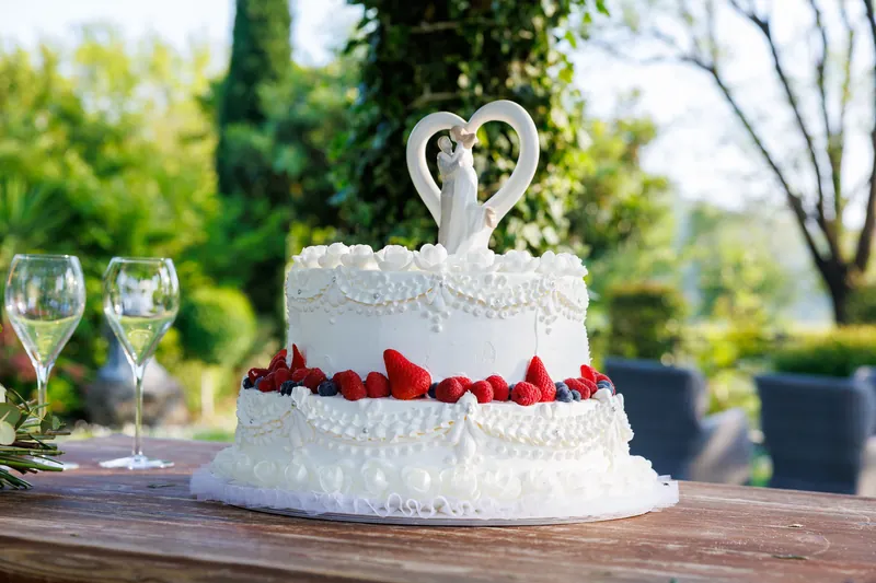 Katy e Dupe a Cascina Carretto – la torta e il tramonto in giardino, foto 1