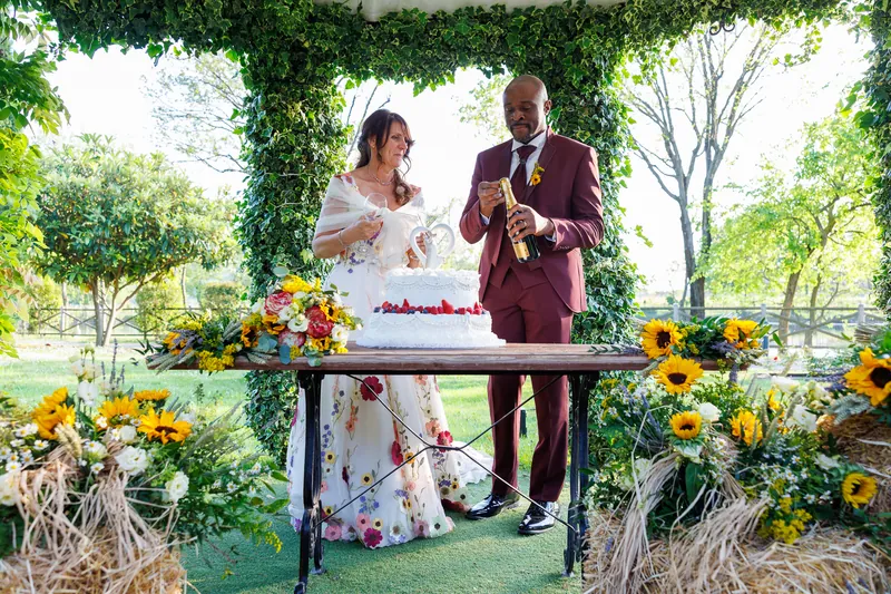 Katy e Dupe a Cascina Carretto – la torta e il tramonto in giardino, foto 5