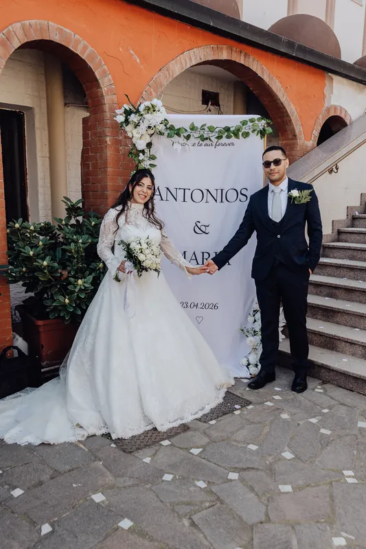 Antonios e Maria a Cascina San Carlo – la scalinata e la torta, foto 5