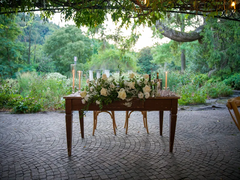 Valeria e Stefano a Castello di Clanezzo – la cena sotto il pergolato, foto 1