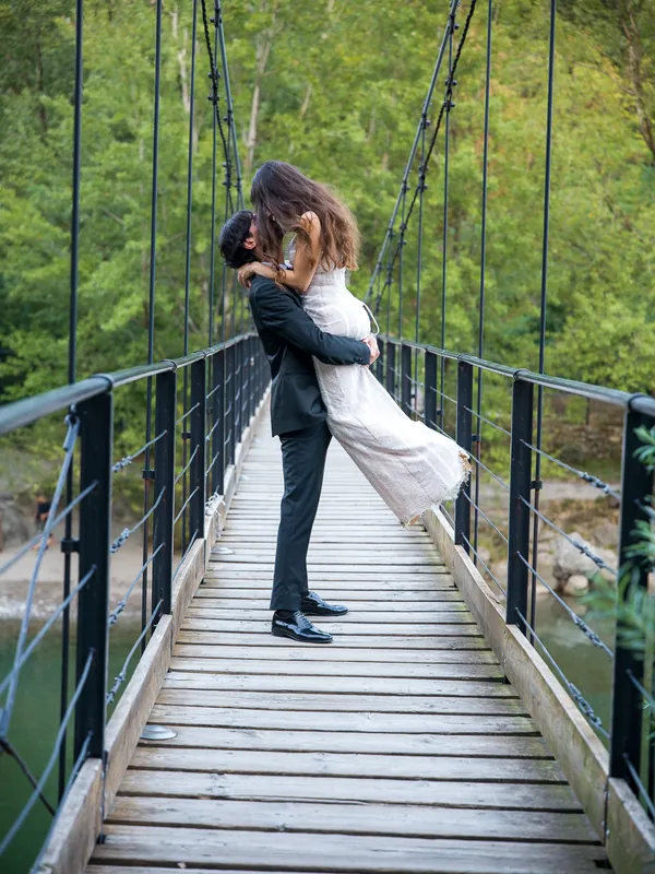 Valeria e Stefano a Castello di Clanezzo – ritratti tra i ponti e il fiume, foto 7