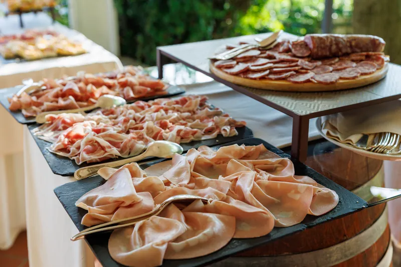 Chiara e Diego a Castello Malvezzi – aperitivo e sala, foto 1