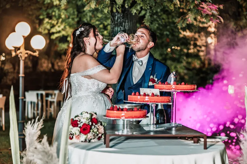Chiara e Diego a Castello Malvezzi – torta e serata in giardino, foto 3