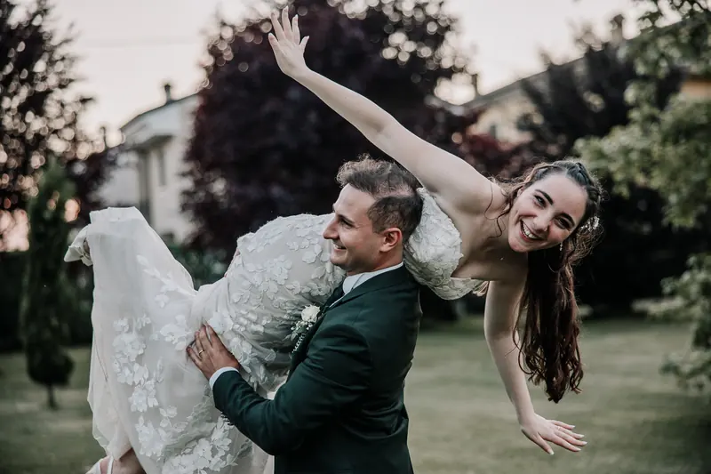 Gloria e Davide a Corte Poli – i ritratti degli sposi, foto 1