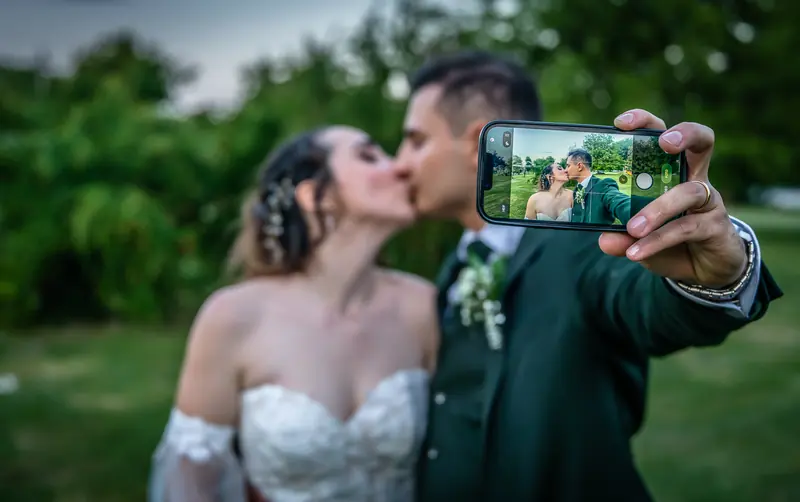 Gloria e Davide a Corte Poli – i ritratti degli sposi, foto 17