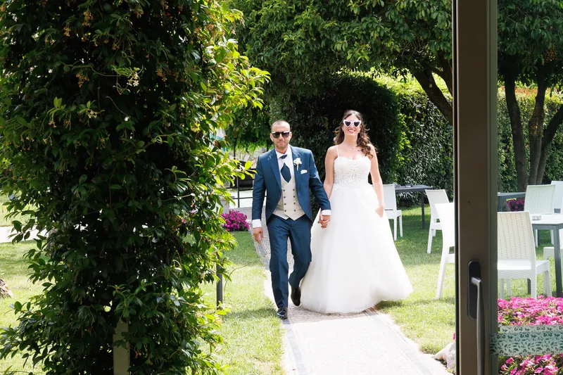 Alessia e Raffaele a Villa Giardino – il ricevimento in sala, foto 1