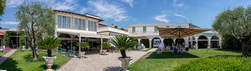 Alessia e Raffaele a Villa Giardino – l’arrivo a villa giardino, foto 1