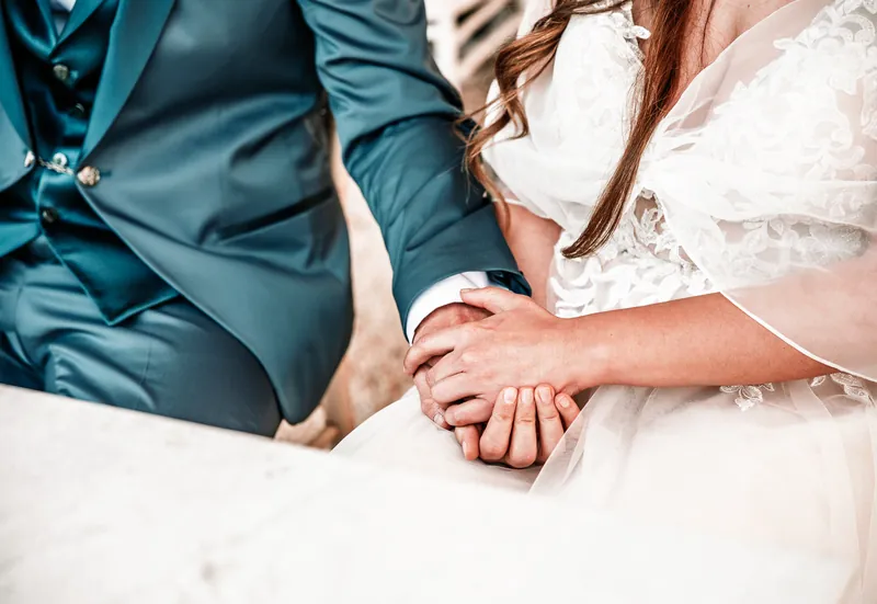 Elisa e Fabio a La Corte e il Sogno – il rito sotto la tensostruttura, foto 3