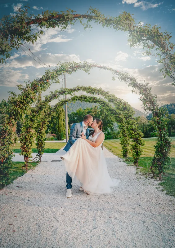 Elisa e Fabio a La Corte e il Sogno – ritratti al tramonto, foto 12