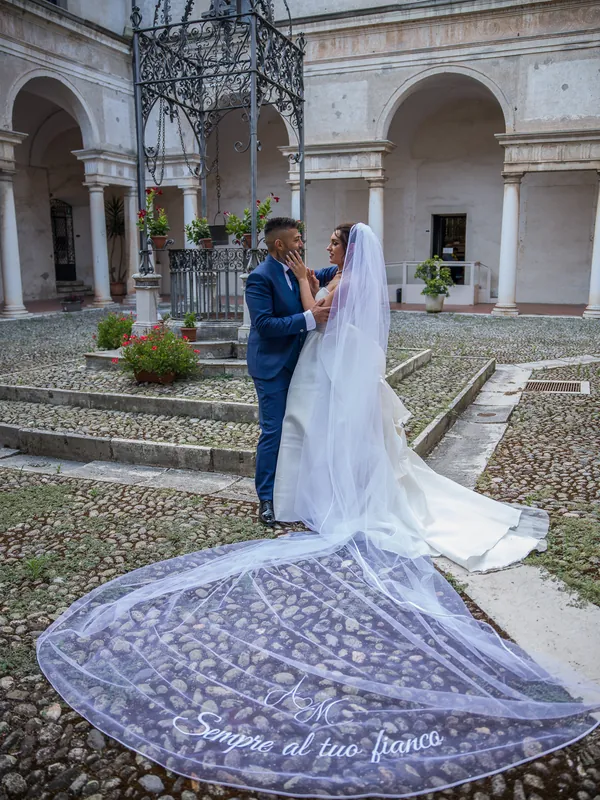 Axana e Mario a La Rocca di Rodengo – ritratti nel chiostro, foto 8