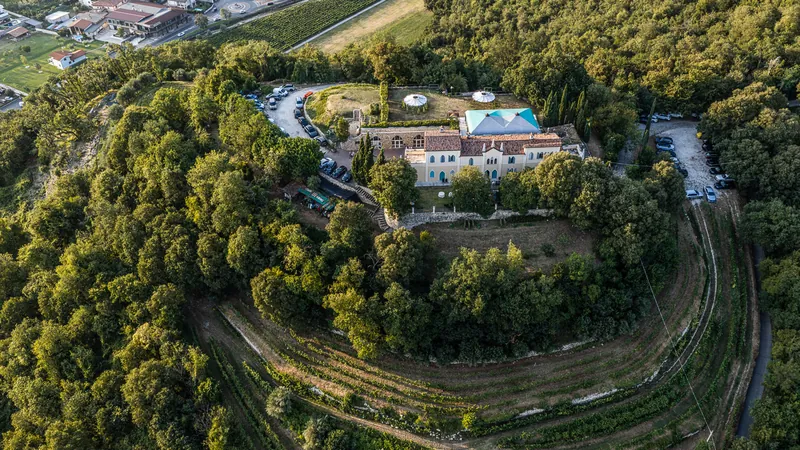 Axana e Mario a La Rocca di Rodengo – il tramonto sulle colline, foto 1