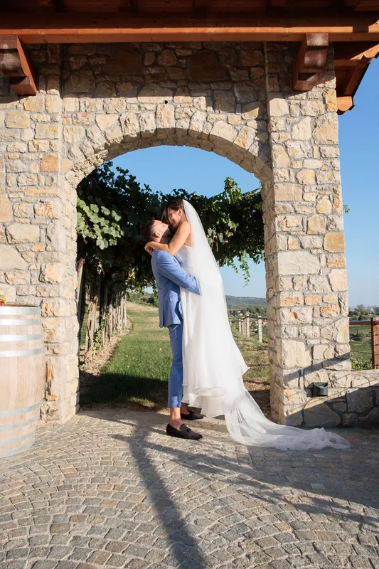 Veronica e Andrea a Le Cantorie – ritratti tra ulivi, vigne e cantina, foto 3
