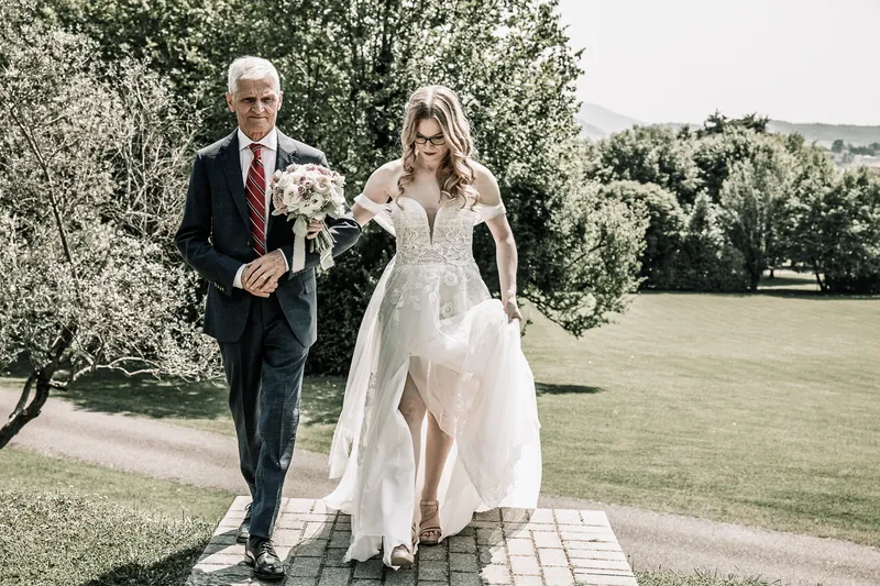 Alessandro ed Emanuela a Relais Franciacorta – la cerimonia nel parco, foto 5
