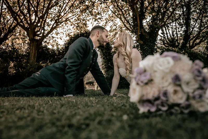 Alessandro ed Emanuela a Relais Franciacorta – ritratti nel parco, foto 4