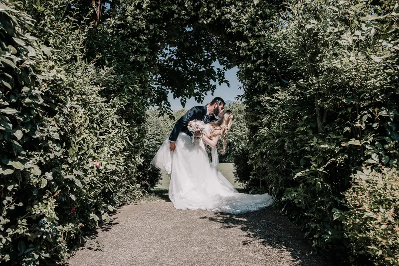 Alessandro ed Emanuela a Relais Franciacorta – ritratti nel parco, foto 6