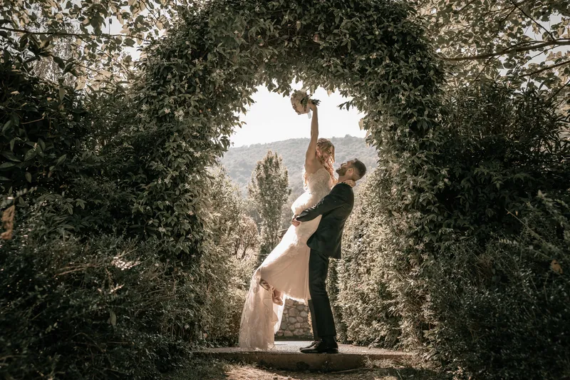 Alessandro ed Emanuela a Relais Franciacorta – ritratti nel parco, foto 9