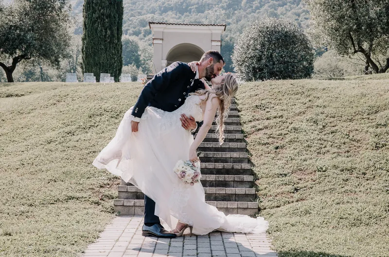 Alessandro ed Emanuela a Relais Franciacorta – ritratti nel parco, foto 13