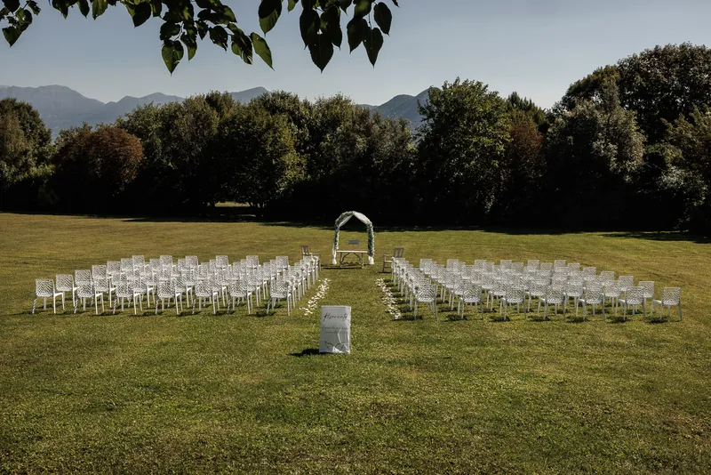 Jessica e Davide a Relais Franciacorta – il prato della cerimonia, foto 2