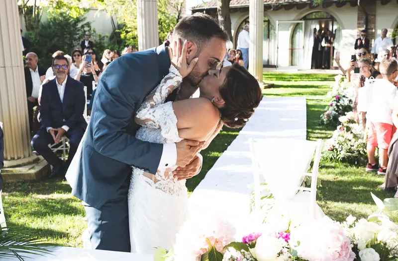 Vanessa e Alex a Villa Adele – la cerimonia all’aperto, foto 13