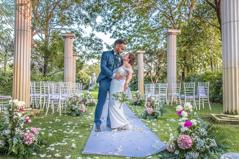 Vanessa e Alex a Villa Adele – i ritratti degli sposi, foto 9