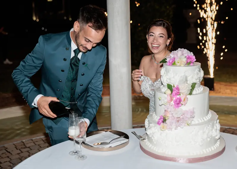 Vanessa e Alex a Villa Adele – la torta sotto il gazebo, foto 4