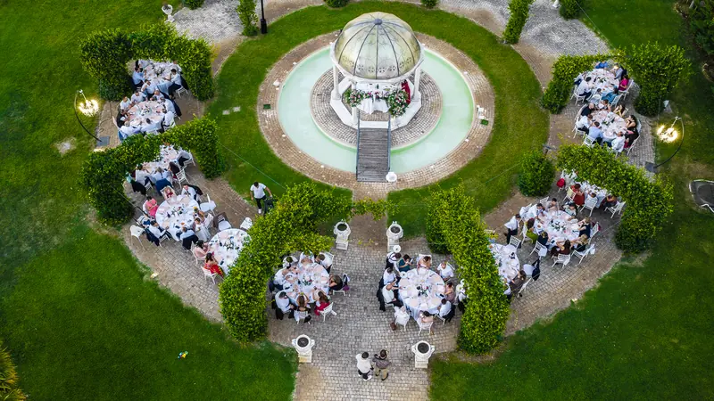 Vanessa e Alex a Villa Adele – villa adele dal drone, foto 3