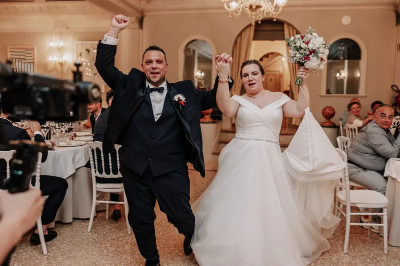 Jessica e Pasquale a Villa Baiana – l’ingresso in sala, foto 2