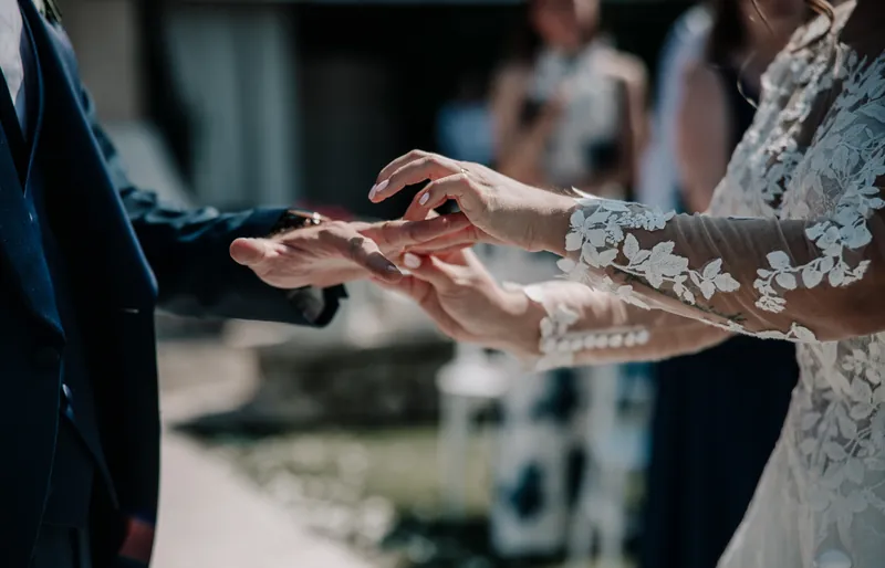 Ambra e Giuseppe a Villa Cariola – la cerimonia nel parco, foto 8