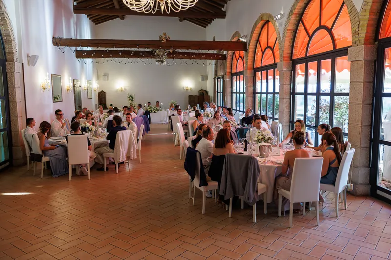 Ambra e Giuseppe a Villa Cariola – l’ingresso in sala, foto 4