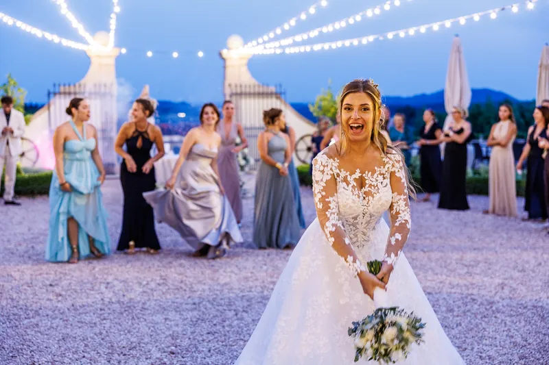 Ambra e Giuseppe a Villa Cariola – la torta sotto le luci, foto 10