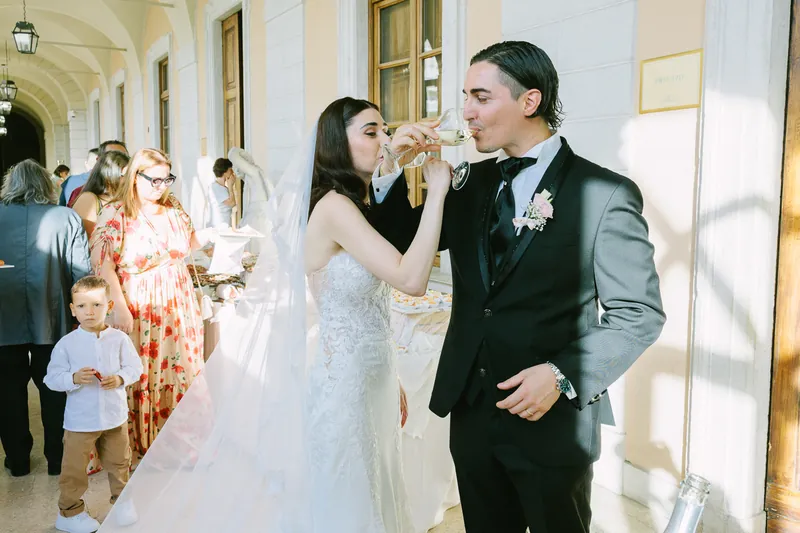 Elisa e Nicola a Villa Fenaroli – aperitivo e sale allestite, foto 9