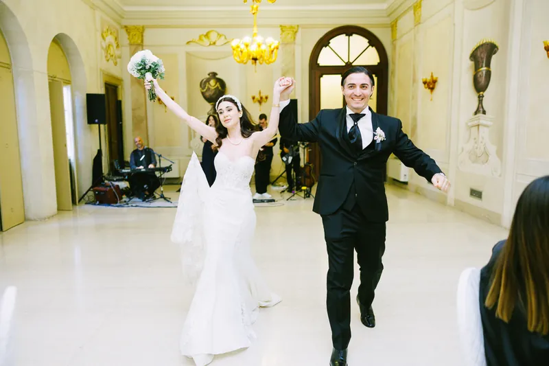 Elisa e Nicola a Villa Fenaroli – l’ingresso in sala, foto 1