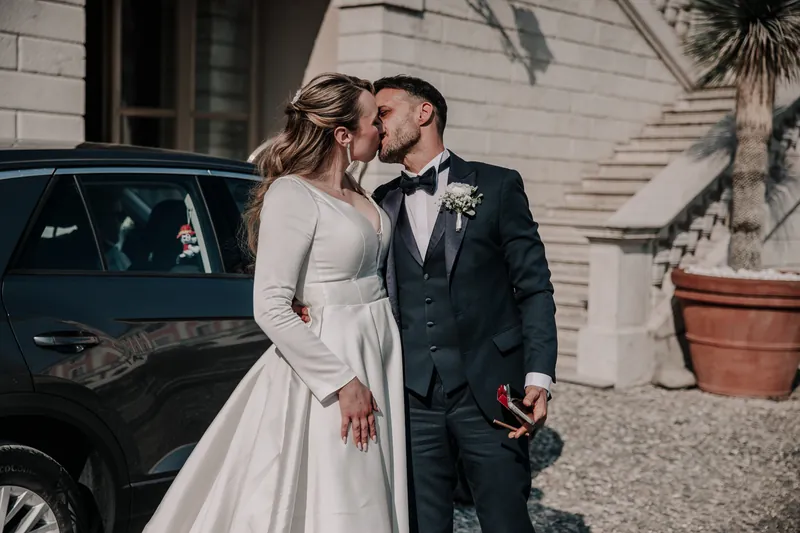 Luigi e Valentina a Villa Fenaroli – l’arrivo in villa e il brindisi, foto 3