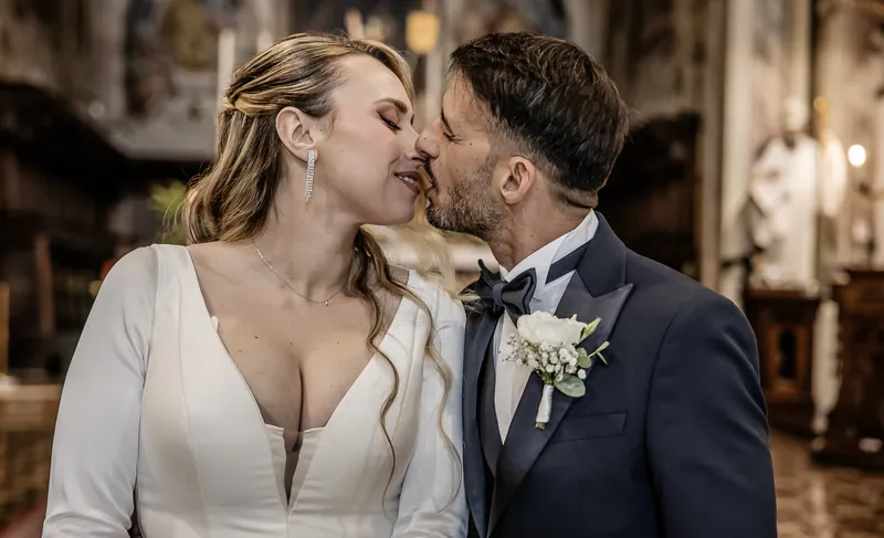 Luigi e Valentina a Villa Fenaroli – la cerimonia in chiesa, foto 13