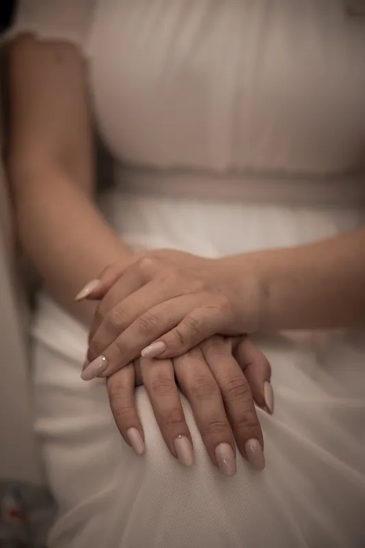 Luigi e Valentina a Villa Fenaroli – valentina si prepara, foto 1
