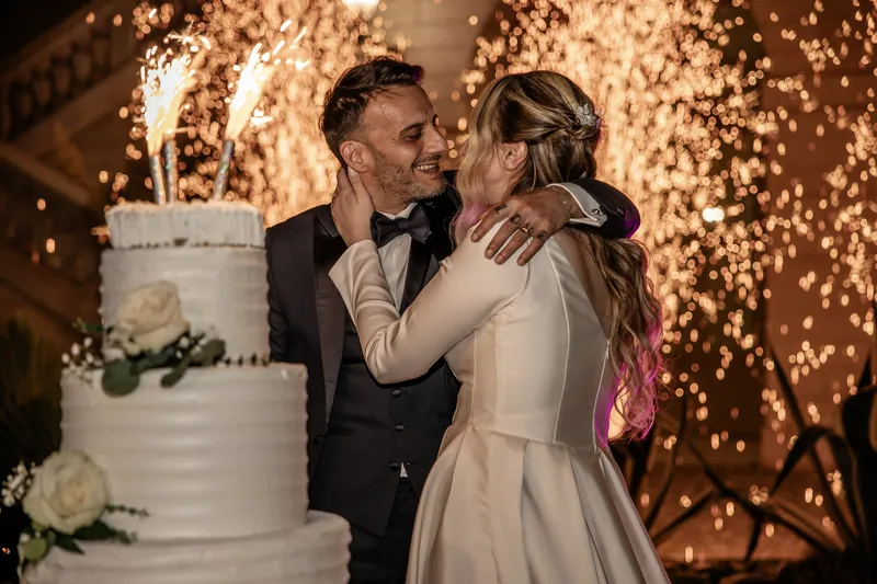 Luigi e Valentina a Villa Fenaroli – torta, primo ballo e bouquet, foto 2
