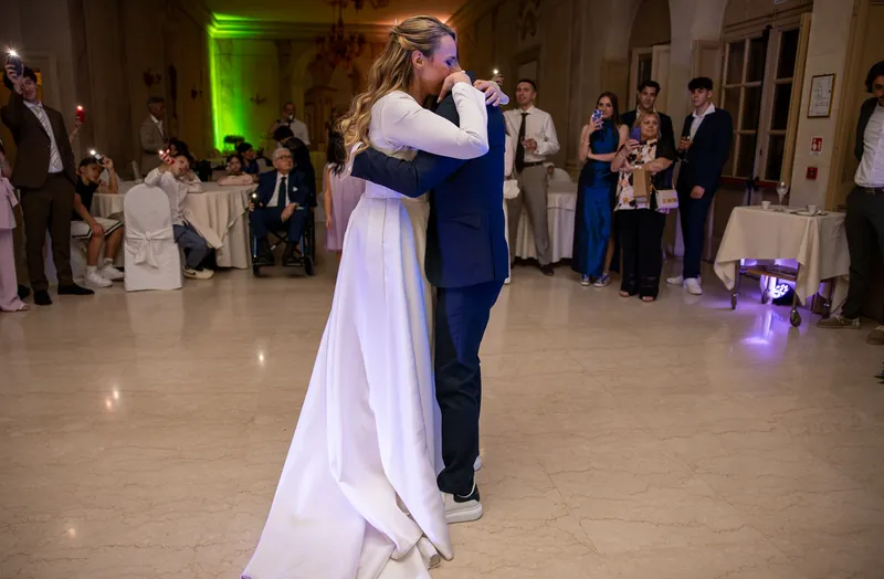 Luigi e Valentina a Villa Fenaroli – torta, primo ballo e bouquet, foto 5