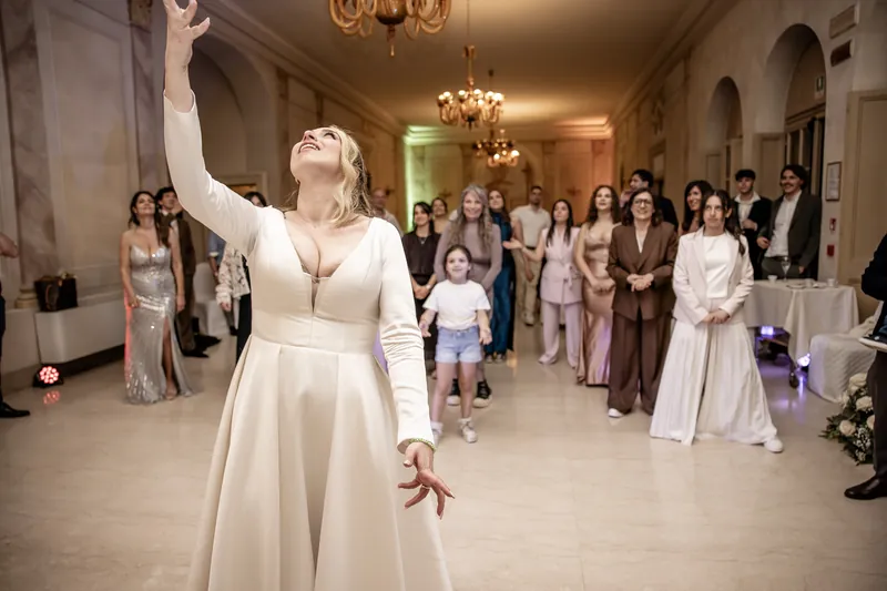 Luigi e Valentina a Villa Fenaroli – torta, primo ballo e bouquet, foto 7