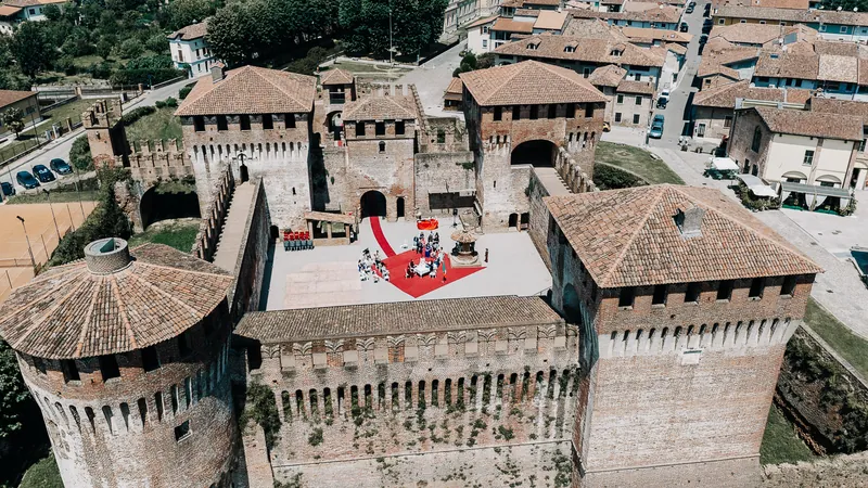 Marina e Federico a Villa Fenaroli – la cerimonia nel cortile, foto 9