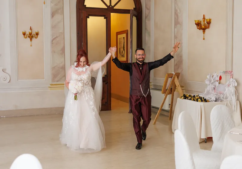 Marina e Federico a Villa Fenaroli – il ricevimento nel salone, foto 2