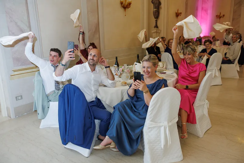 Marina e Federico a Villa Fenaroli – il ricevimento nel salone, foto 3