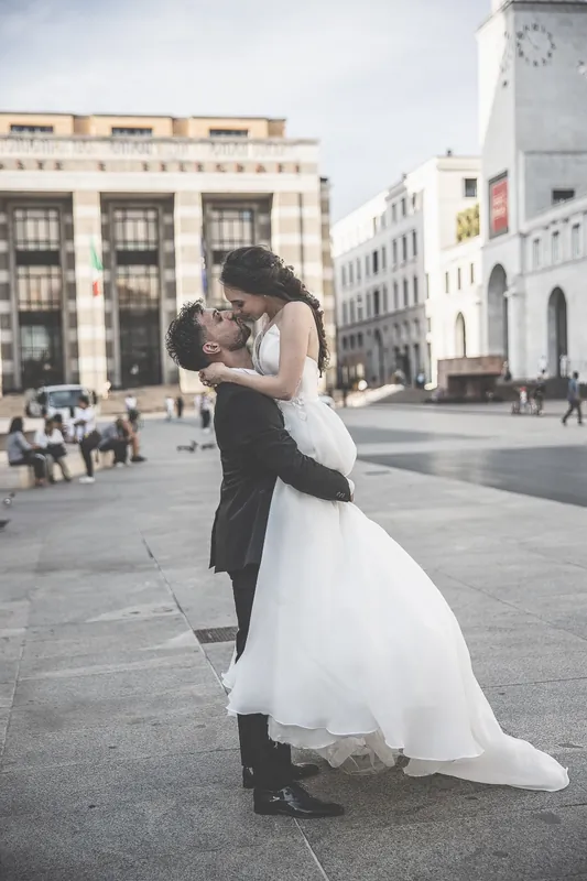 Miriam e Antonino a Villa Fenaroli – ritratti in città, foto 1