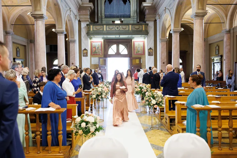 Yesmina e Alessandro a Villa Malliana – la cerimonia in chiesa, foto 6
