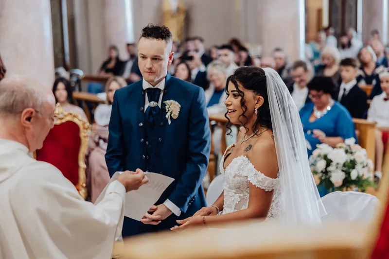 Yesmina e Alessandro a Villa Malliana – la cerimonia in chiesa, foto 9