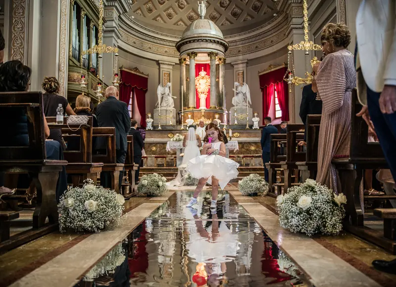 Fabiana e Nicola a Villa Toscanini – la cerimonia in chiesa, foto 7