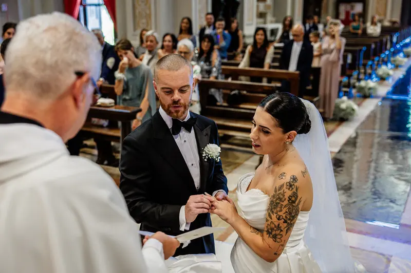 Fabiana e Nicola a Villa Toscanini – la cerimonia in chiesa, foto 14